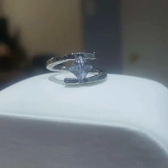 Ring 💍 Size 7 - Picture 5 of 13